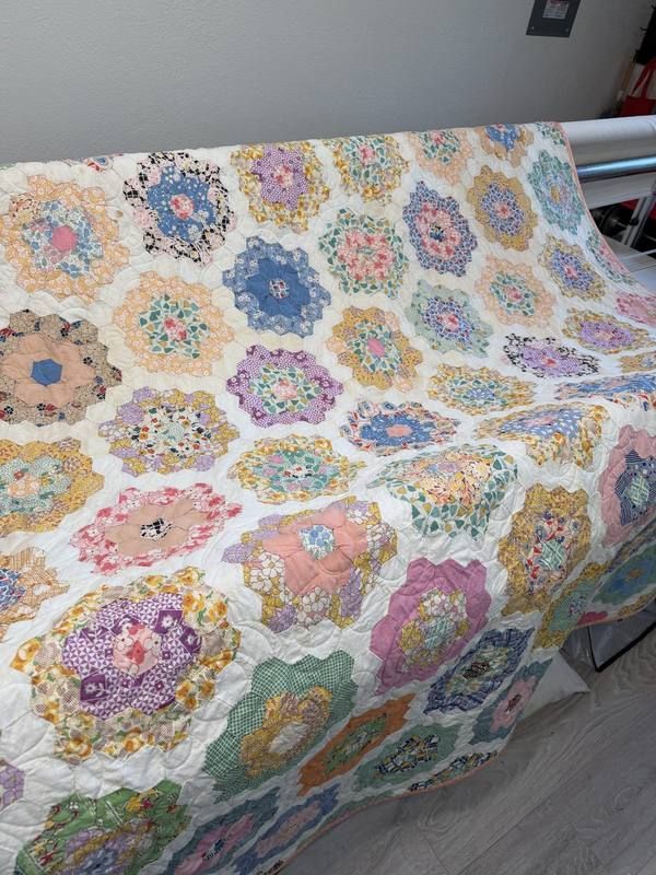 Grandmother's Flower Garden vintage heirloom quilt